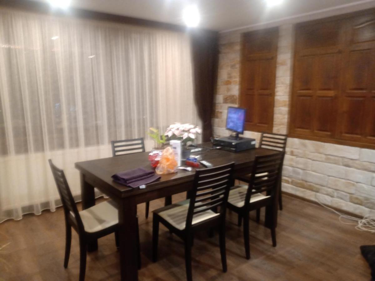 فندق Кръчмъ При Байката ريباريكا المظهر الخارجي الصورة